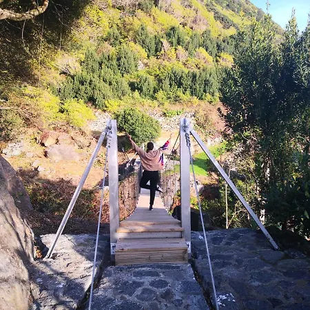 Abrigo Da Cascata - - Sao Jorge Vakantieboerderij Calheta (Azores)