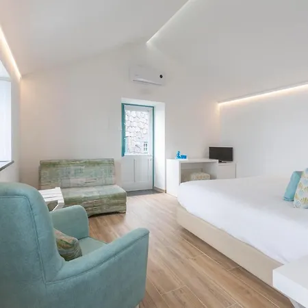 Farm stay Abrigo Da Cascata - - Sao Jorge *