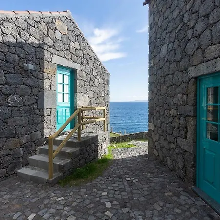 Abrigo Da Cascata - - Sao Jorge Lantgård Calheta (Azores)