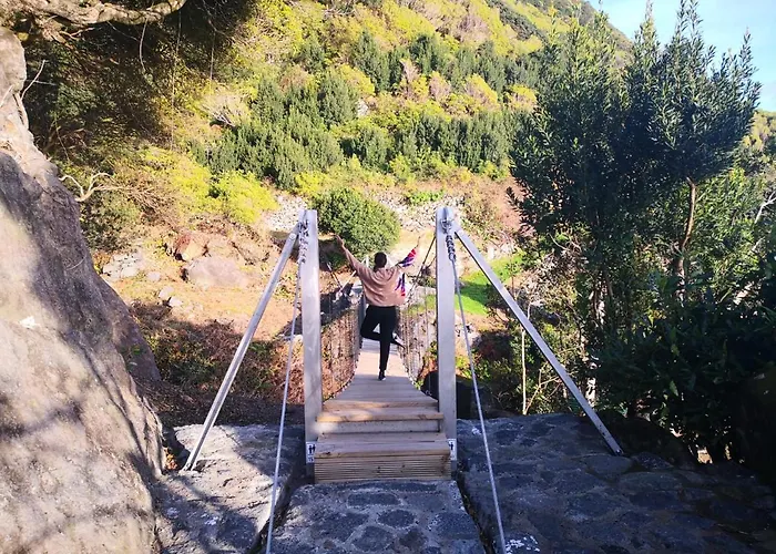 Abrigo Da Cascata - - Sao Jorge Lantgård Calheta (Azores)